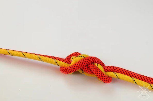 Как выглядит двойной встречный узел?