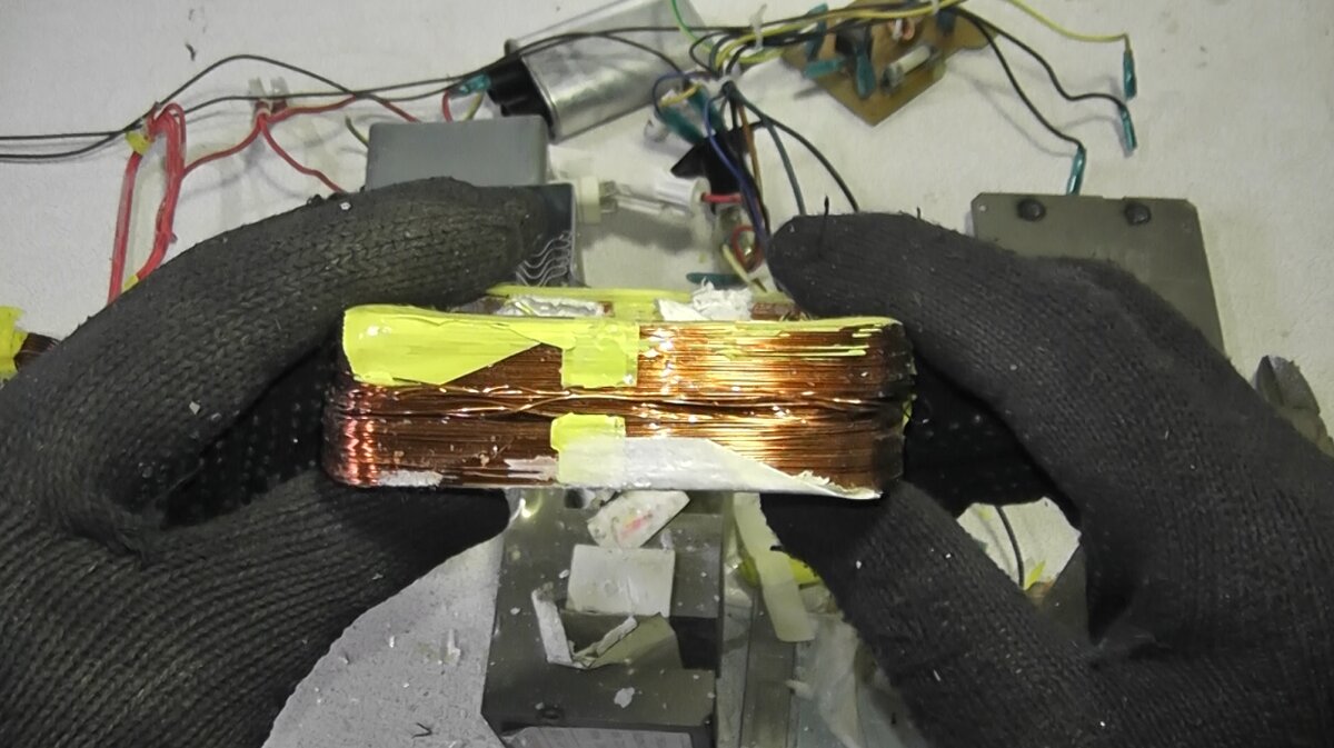 Медь в микроволновке. Цветмет в микроволновке. Сколько меди в микроволновой печи. Медь из микроволновки lg. Сколько меди в микроволновки.