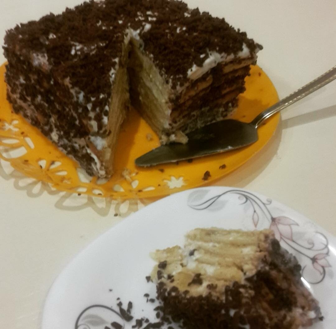 Очень быстрый и вкусный торт из печенья.