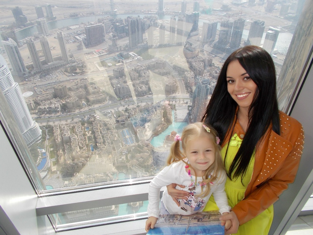 Татьяна Киося с дочерью.