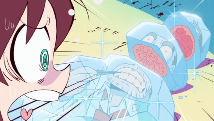 Действие "Межгалактической истории первой любви" берёт своё начало в Огикубо. Это специальная зона в космическом пространстве Млечного Пути, где земляне могут мирно сосуществовать с инопланетянами. Здесь живет вполне обычная ученица средней школы Лулоко со своим отцом. Ее спокойной размеренной жизни приходит конец, когда ее батя съедает капсулу которая кго замораживает.И чтоб разморозить  приходится работать в космическом патруле и на этом ее обычная жизнь заканчивается.  