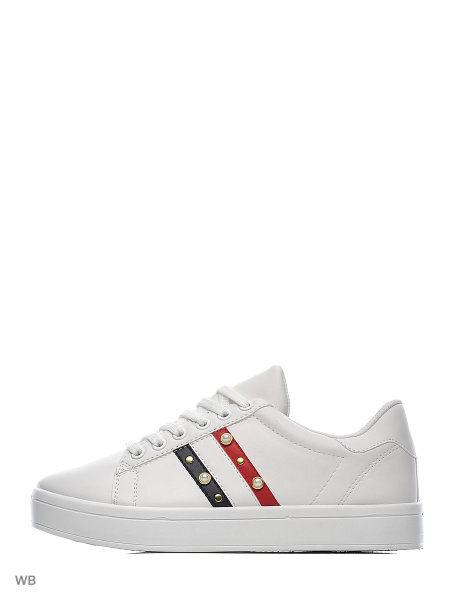        Удобные,стильные кеды на каждый день.  Невероятно лёгкие,подойдут на широкую ногу.                                                                                Цена  585 руб.