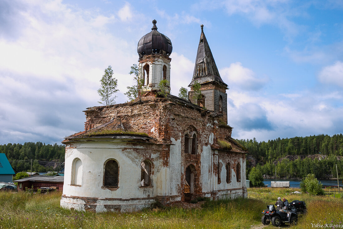 Гирвас посёлок Церковь