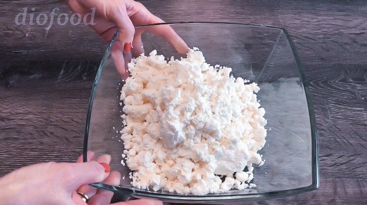 Возьмем 1 кг творога