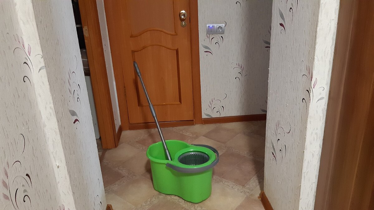 Решила заняться уборкой