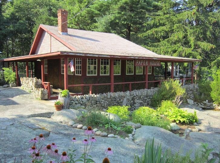 Дом из газет и клея. Массачусетс, США. (Фото из интернета)