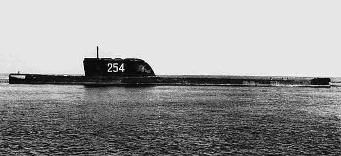 Подводная лодка К-19 во время очередного выхода в море 