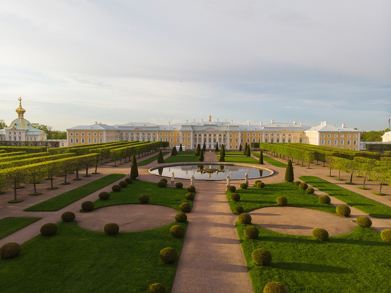 Петра поля. Версаль Петра Великого. Петр в Версале. Верхний сад. Верхний сад перед большим дворцом.