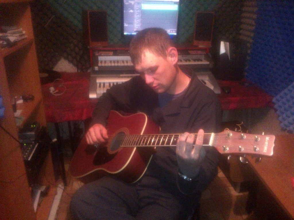 Импровизированная студия в колонии строгого режима.