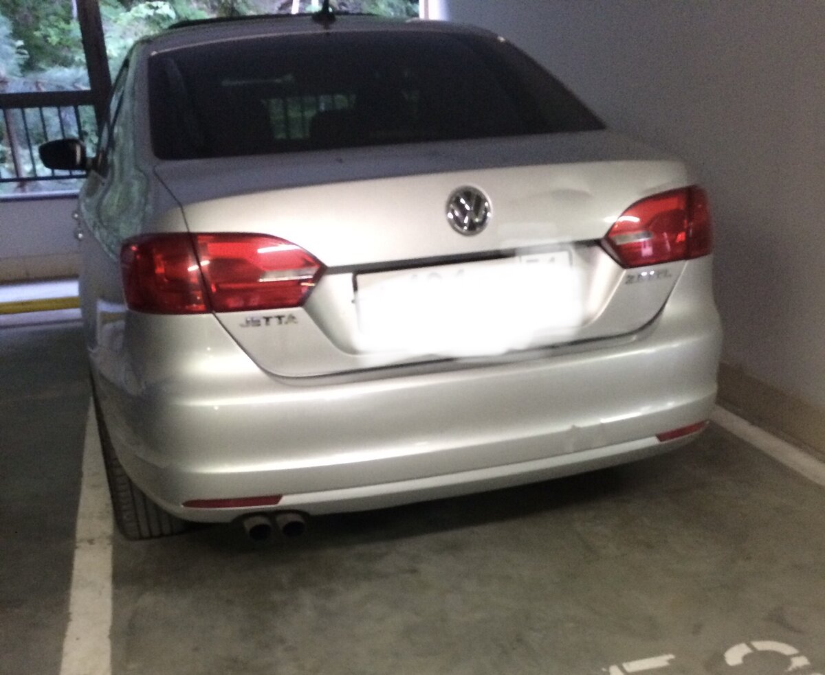 Вывезли это чудо из Америрики в 2010 году,для чего за две недели сменили аж три владельца.(видимо какая-то эконом схема была)))