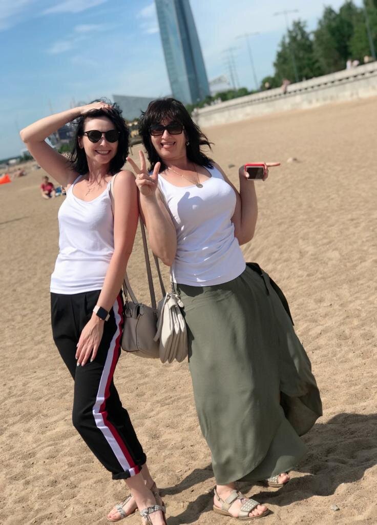 Я конечно в юбке