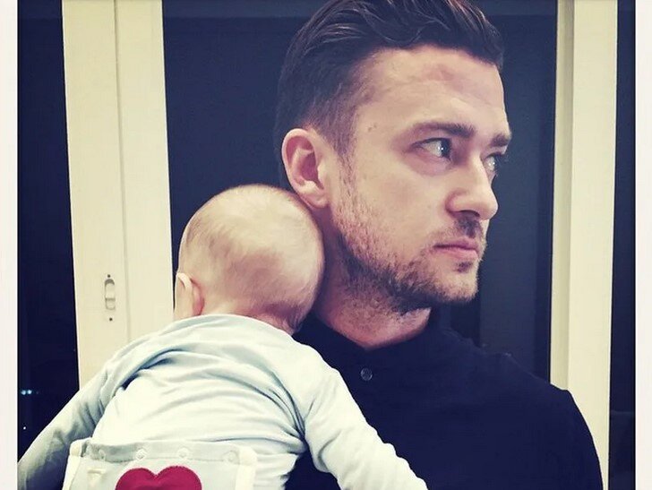 Джастин с маленьким сыном