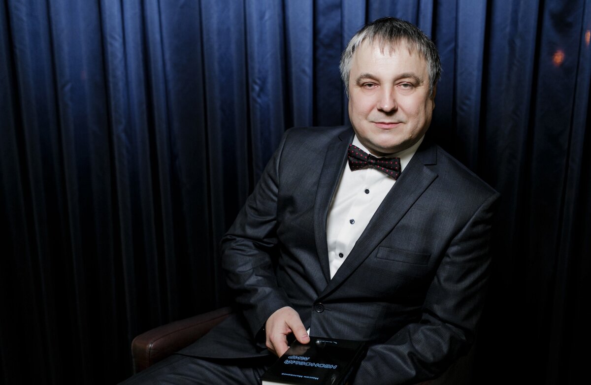 Максим Милованов.