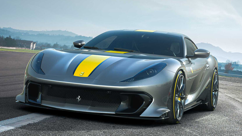 Ferrari 812 Competizione