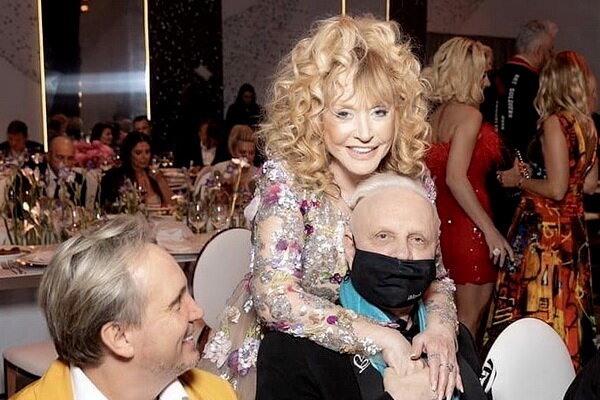 «Шикарный банкет и дружная компания!» - важные гости юбилея Кристины Орбакайте