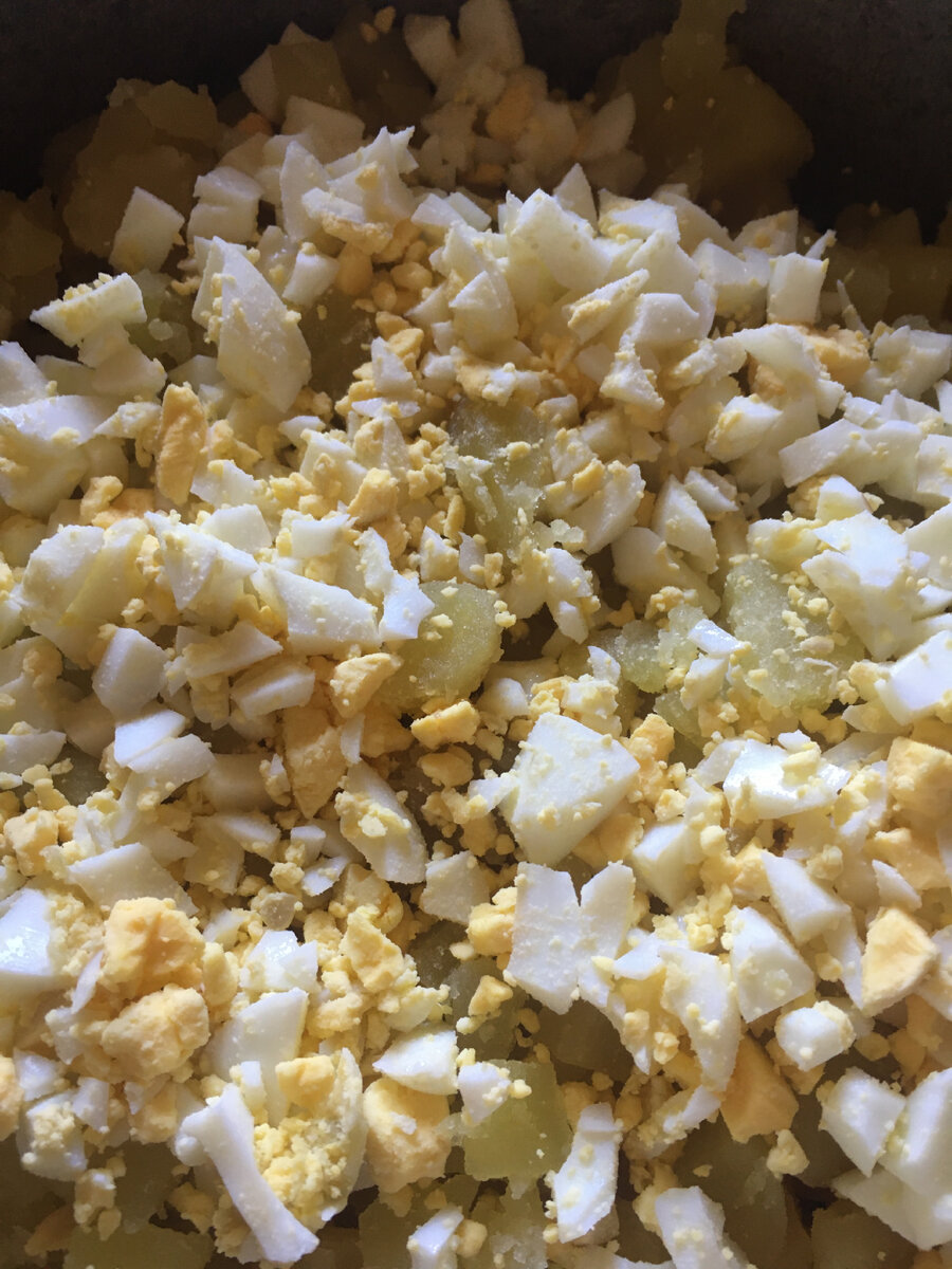 Красиво сваренные вкрутую яйца выглядят так.