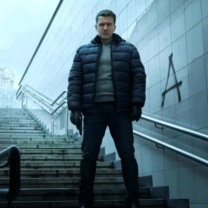 Постер к сериалу«Невский» главный герой