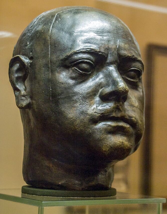 Бюст по посмертной маске Петра, снятой К. Б. Растрелли. Источник: anews.com