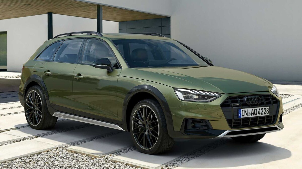 Рестайлинговый Audi A4 Allroad Quattro 2022 года