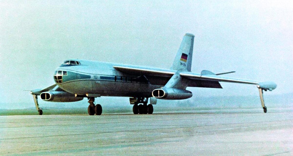     Что осталось от ГДР: печальная судьба лайнера Baade-152