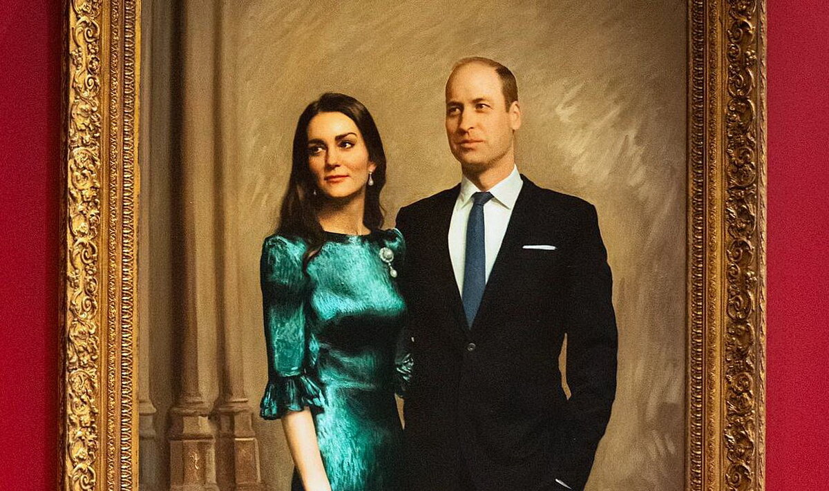 @RoyalFamily