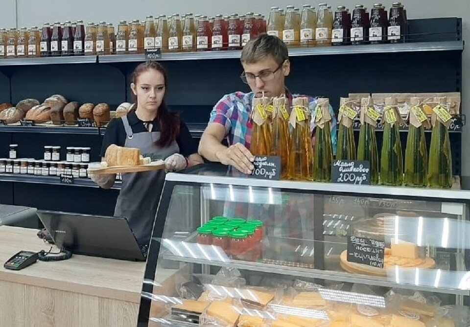     «Корпорация МСП» запустила пилот по созданию специально выделенных торговых зон. Фото: пресс-служба донского правительства.