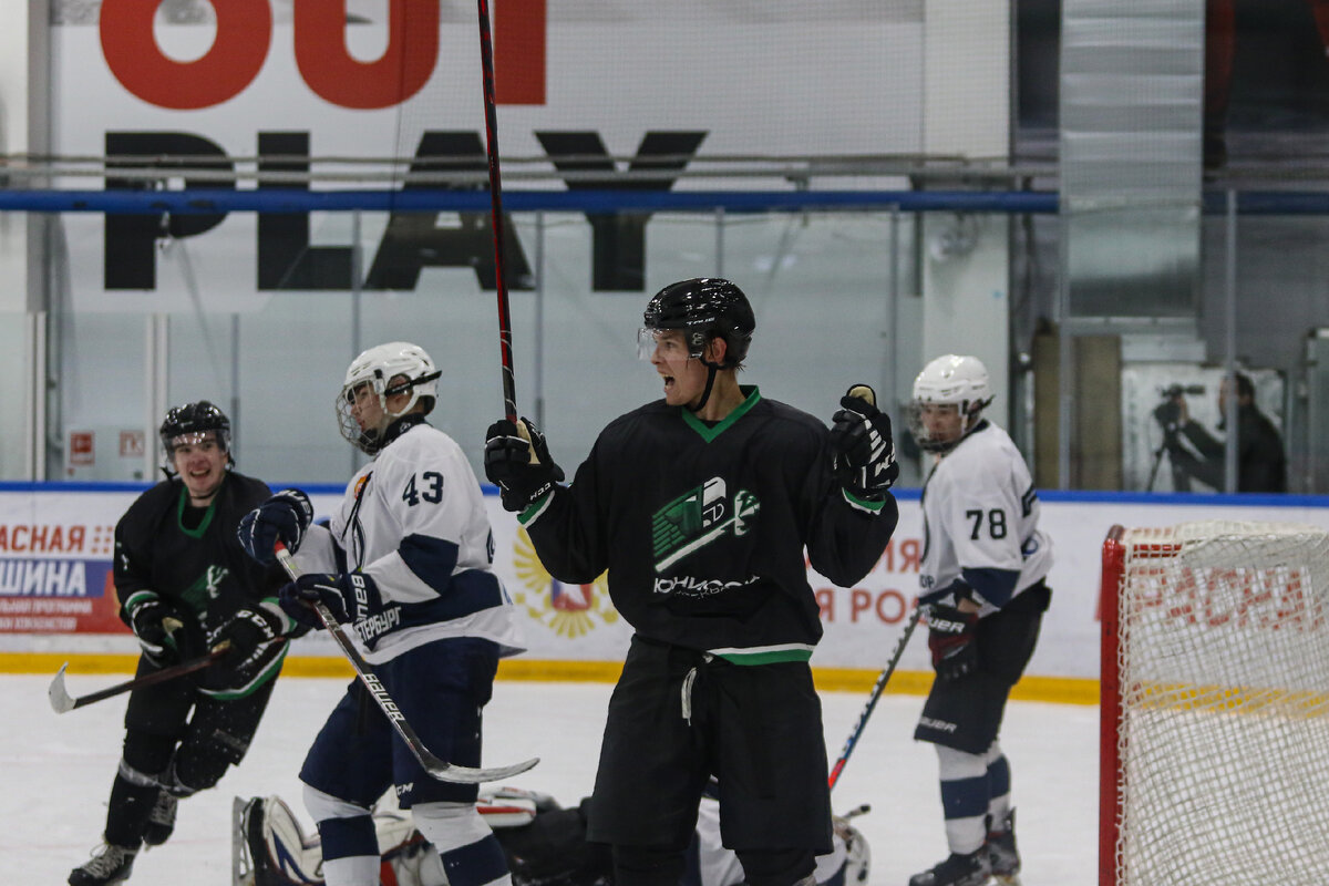 ХК «Юнисон-Москва» забросили шайбу в овертайме