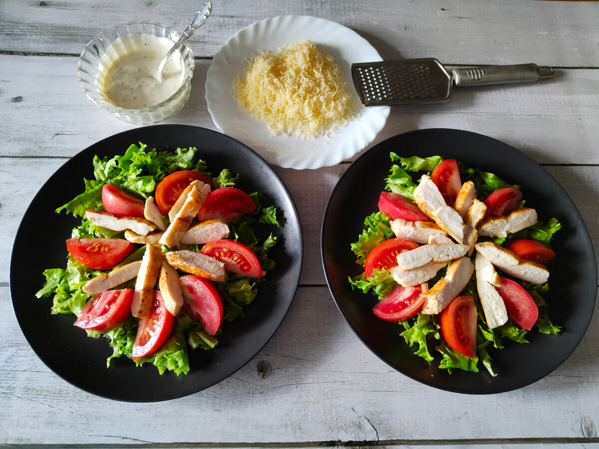 Рецепт 1: Салат с куриной грудкой и шпинатом