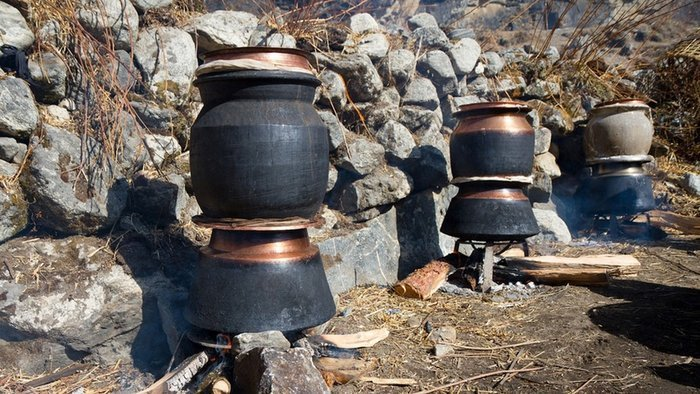 Такой нехитрой конструкции вполне достаточно, чтобы гнать самогон