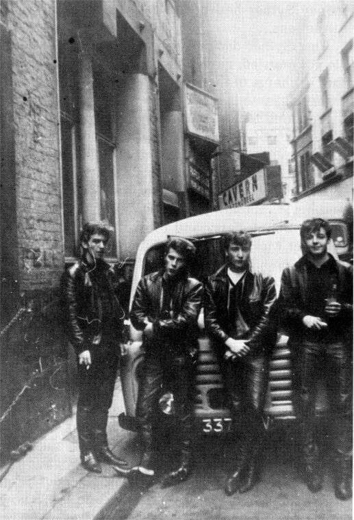 Битлз/Кворримен у Cavern Club, 1961 год