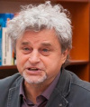 «Современная Россия, начиная с правления Рюрика, строилась на разных путях сообщения, это я и отразил в своём произведении. В части, где говорится о будущем железных дорог, я рассказываю о важности строительства высокоскоростных железнодорожных магистралей (ВСМ) и поездах, следующих на магнитных подушках (маглев)», - комментирует Игорь Шумейко.