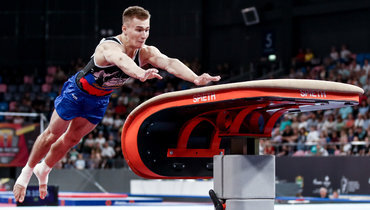 17-летний болгарин обыграл олимпийских чемпионов. В нашей гимнастике зажглись новые звезды  📷
