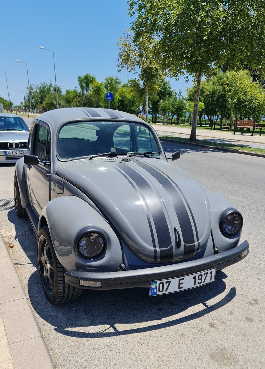 Volkswagen Käfer 1974-го года - звезда Средиземноморского побережья | Зоя  Москвина | Дзен