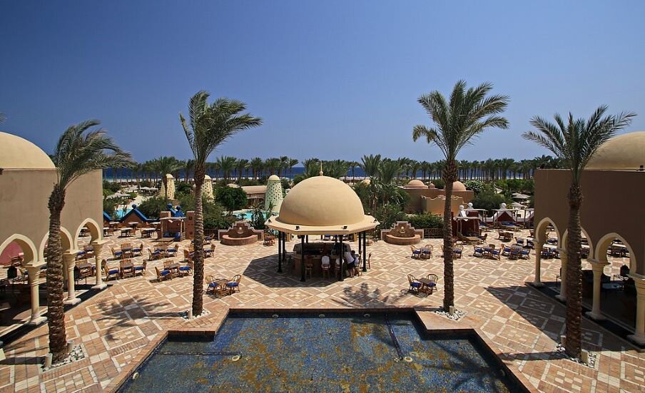  Хургада, столица известного египетского мухафаза, насчитывает множество отелей высшего класса, которые завоевали признание туристов со всего мира.