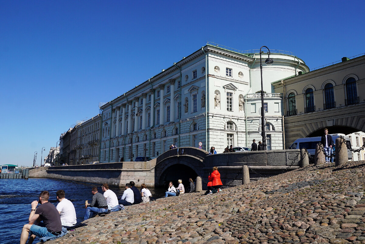 Здание Эрмитажного театра. Фото автора.