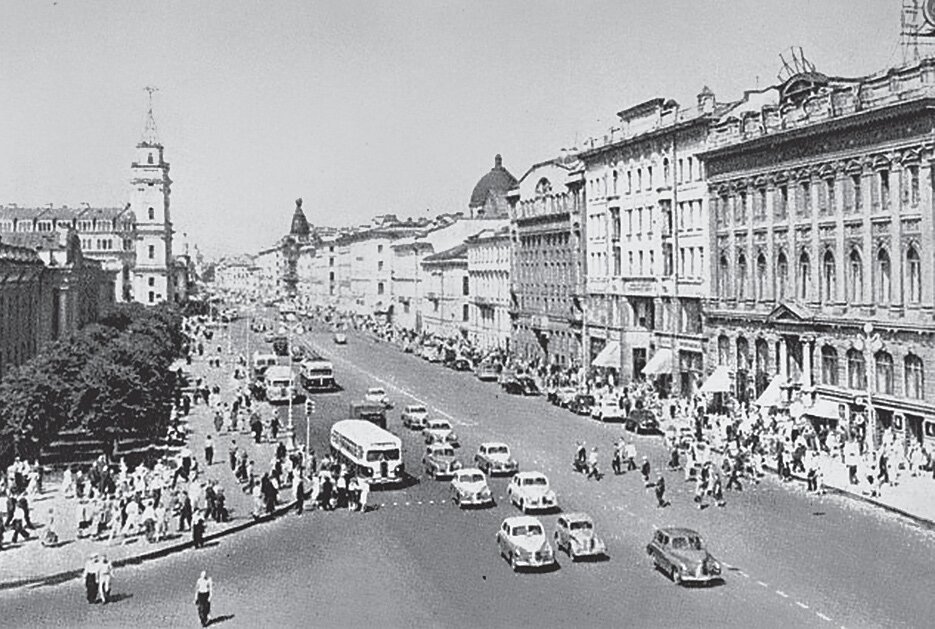 Ленинград фото. Невский проспект Ленинград 1940. Санкт Петербург 50 годы Невский проспект. Невский проспект в Санкт-Петербурге 1959 здание. Ленинград город старые.