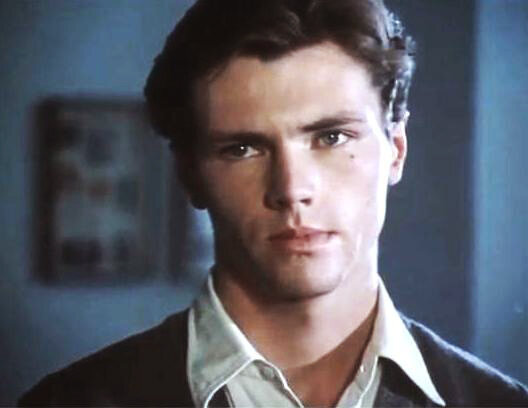 Сергей Быстрицкий в фильме «Пока не выпал снег», 1984 год