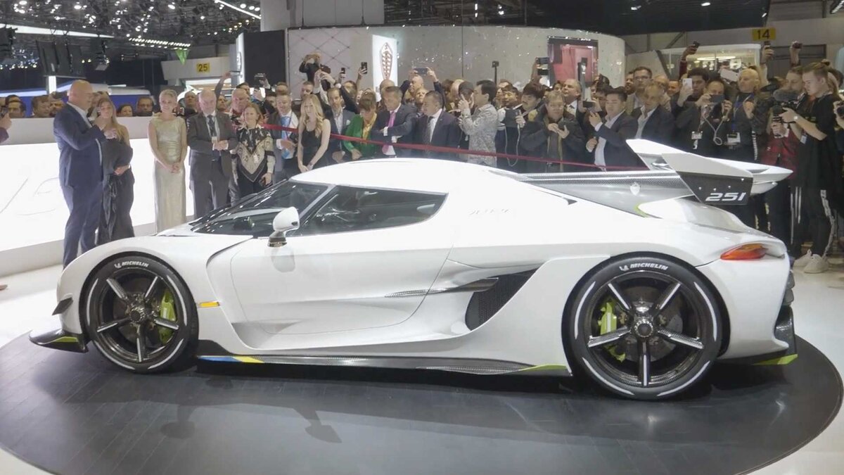 Koenigsegg jesko attack. Koenigsegg Jesko. Koenigsegg Jesko модель. Кенигсегг Джеско Лошадиные силы. Koenigsegg Jesko подвеска.