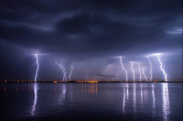 Венесуэльское небо сияет от большого количества молний