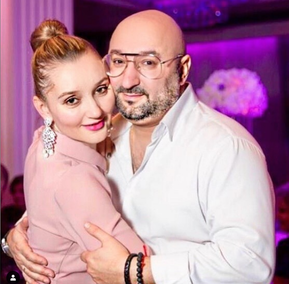 Арам с женой Татьяной // фото: Инстанрам