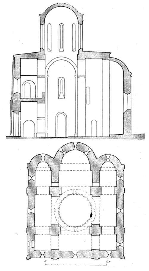 Спасо-Преображенский собор в Перславле-Залесском. План на уровне хор и разрез (по А. Г. Чинякову). Источник: http://www.russiancity.ru/dbooks/d17-077-090-11.html 