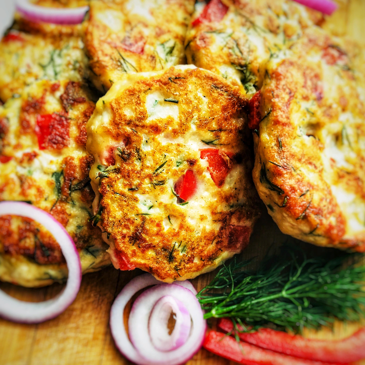 Оладьи из филе курицы. Куриные оладьи из филе. Куриные оладьи "просто и вкусно". Очень вкусные куриные оладьи. Очень вкусные куриные оладьи.