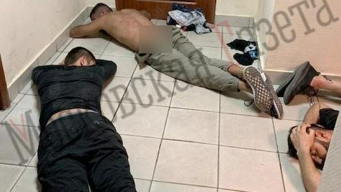 Задержание подозреваемых в убийстве Сергея Чуева. Фото с сайта Mskgazeta.ru