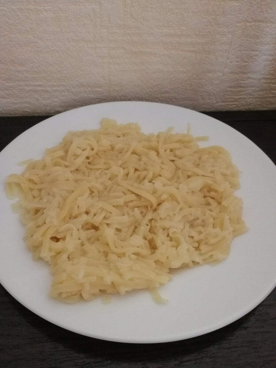 Лапша яичная толстая