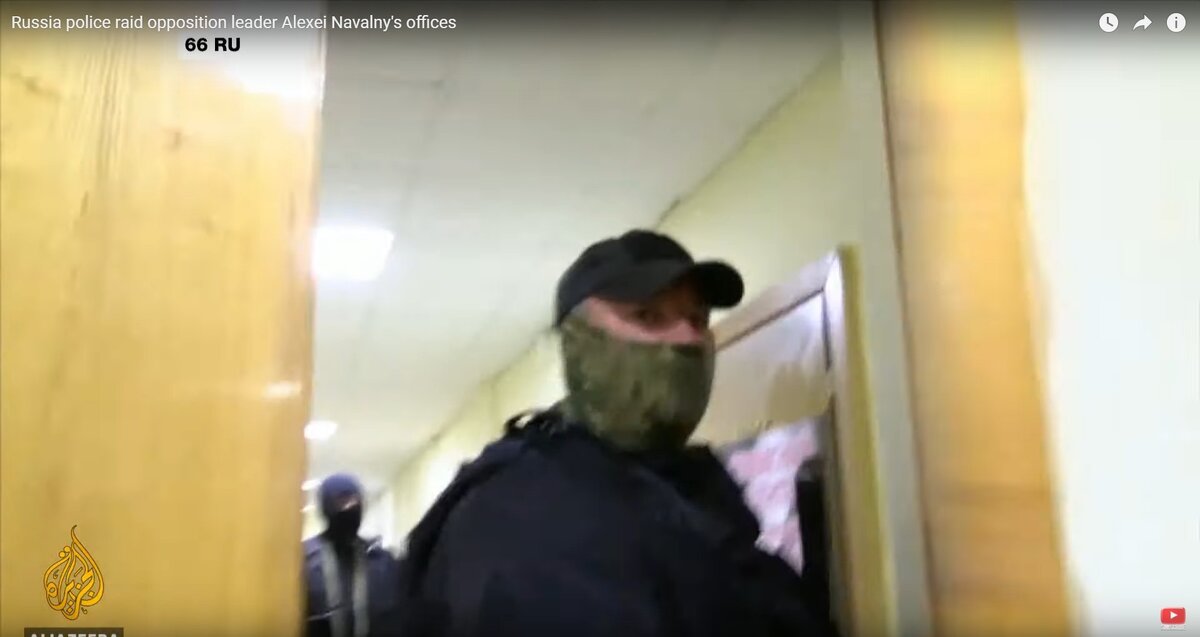 фото вырезка из репортажа AlJazeeraEnglish. 