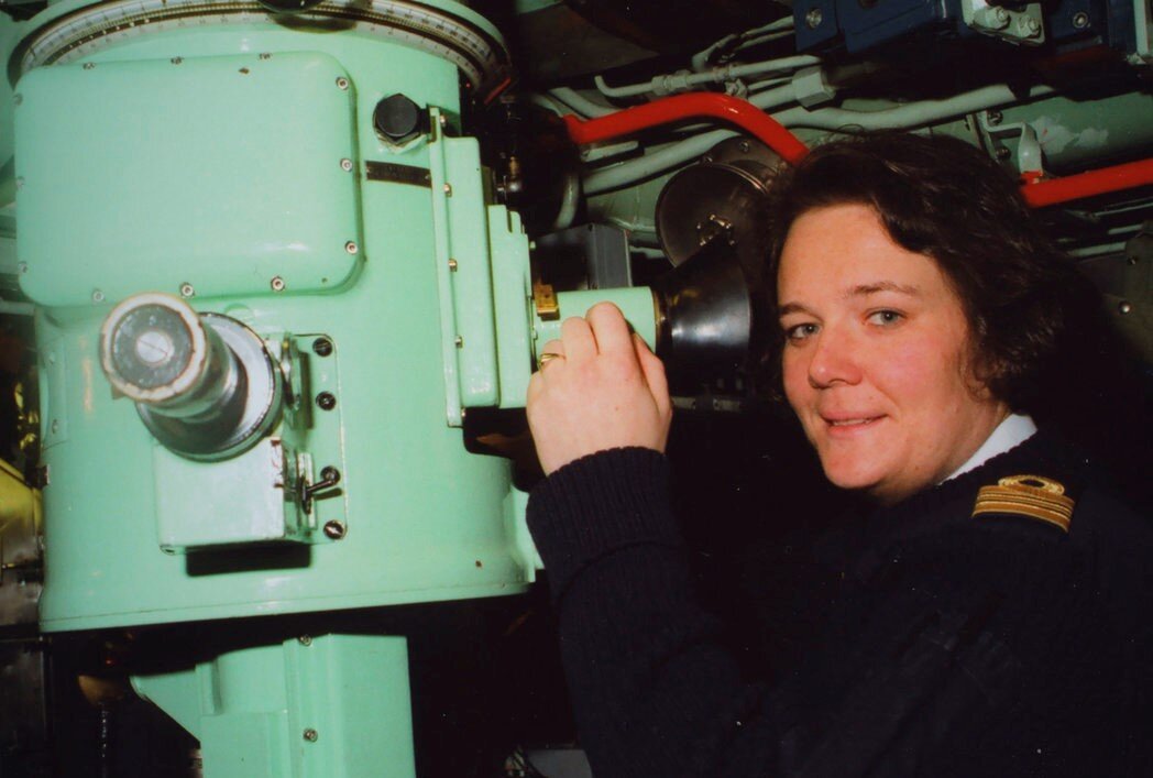 У перископа, как и положено командиру