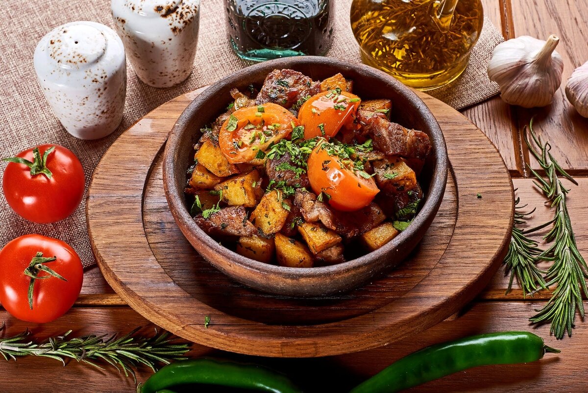 «Оджахури»: мясо с картошкой по-грузински