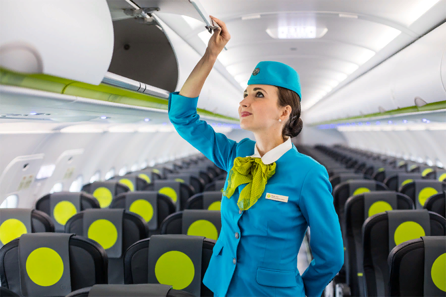 Организации авиации. Самолёт s7 Airlines а320 Neo салон. Авиакомпания Сибирь s7 стюардессы. Президент авиакомпании s7 Airlines. S7 Airlines о компании
