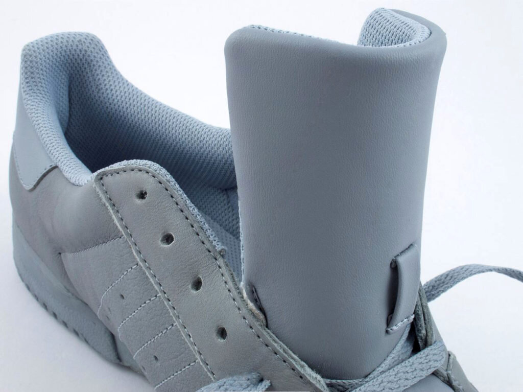 ADIDAS YEEZY POWERPHA Soberger