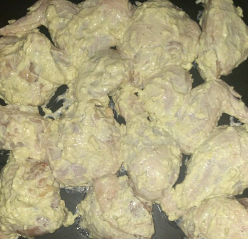 Курица с майонезом и чесноком
